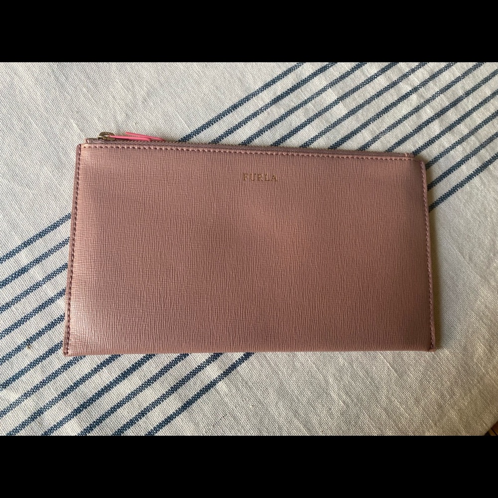 FURLA leather wristlet